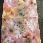 Červeno čierno hnedá